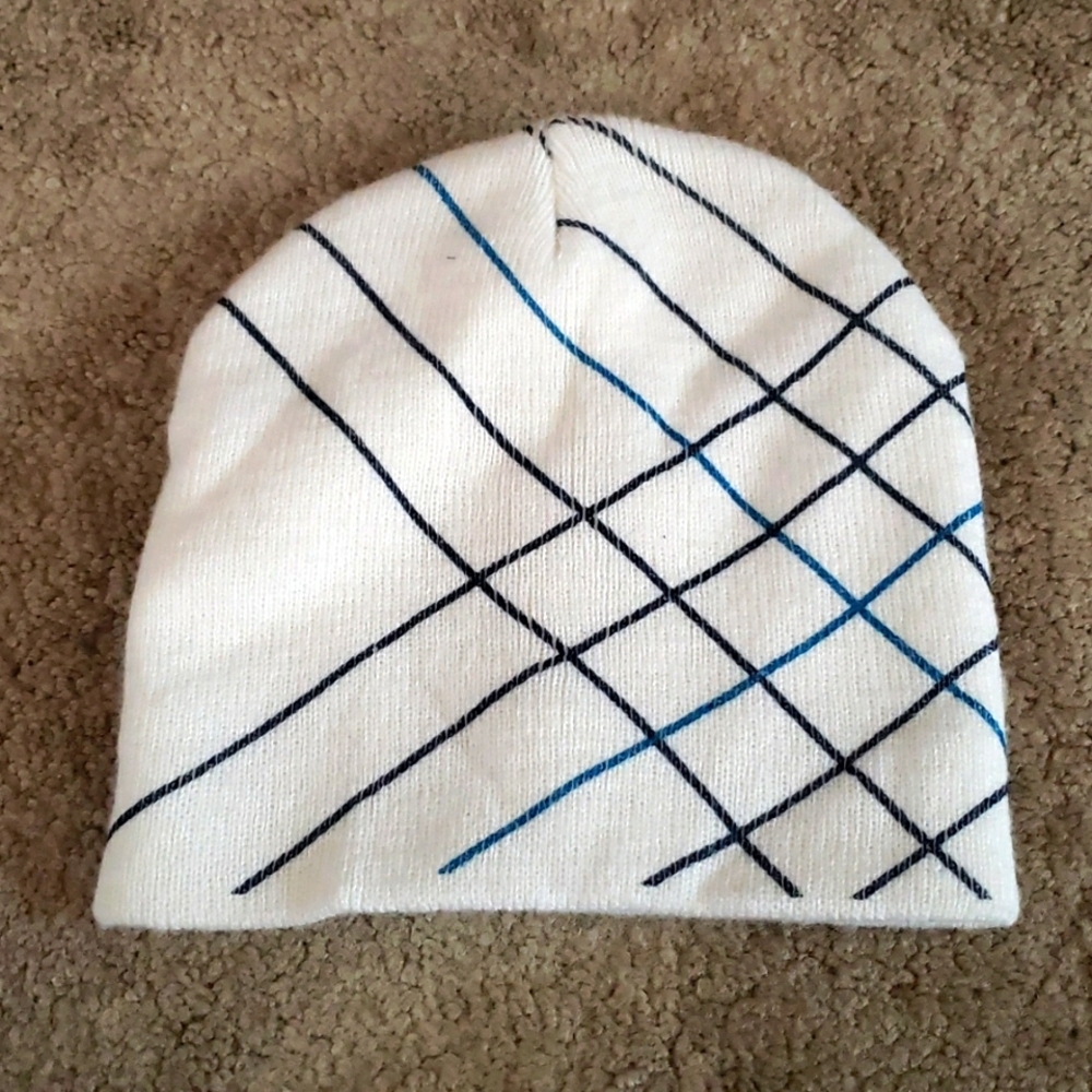 White Stripped Winter Knit Hat